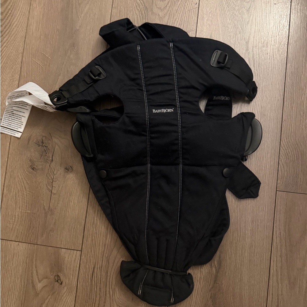 Black BabyBjörn - Picture 2 of 2